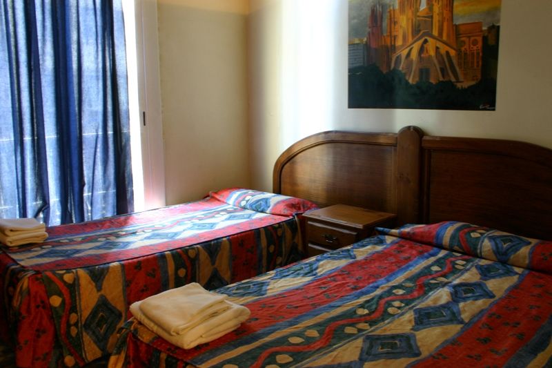 Hostal Eden Barcelona Buitenkant foto