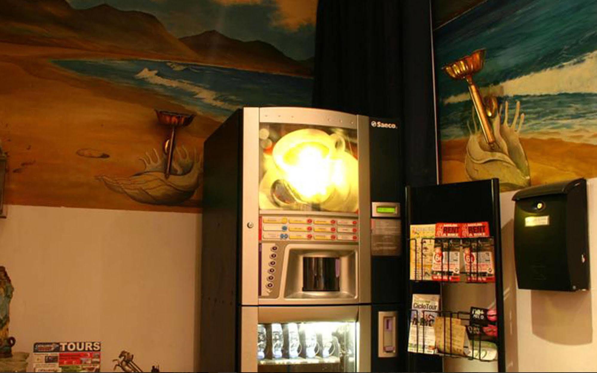 Hostal Eden Barcelona Buitenkant foto