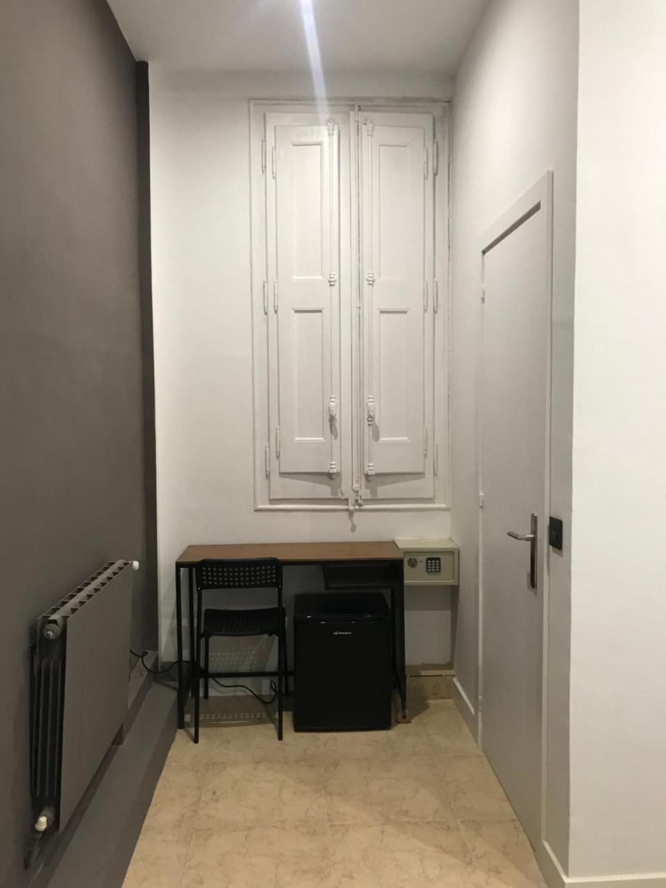 Hostal Eden Barcelona Buitenkant foto