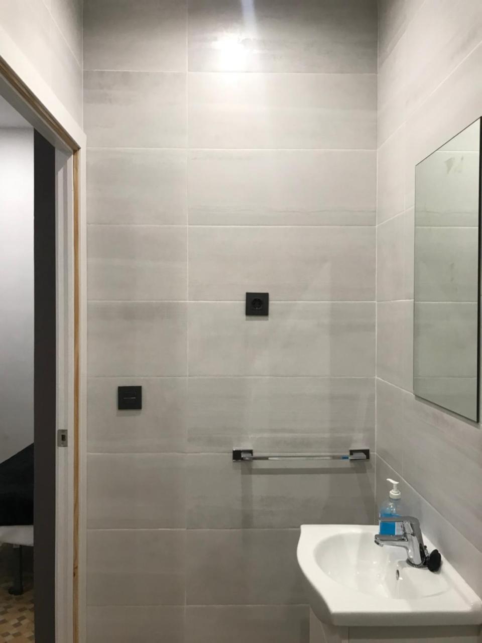 Hostal Eden Barcelona Buitenkant foto
